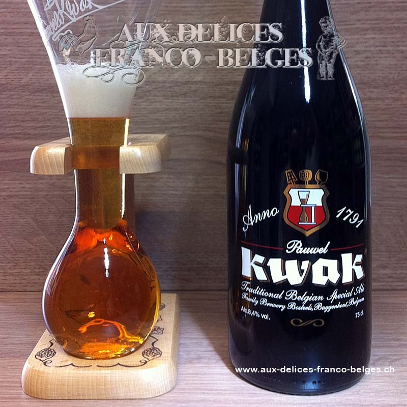 Kwak Bière Ambrée Coffret 4 Bouteilles 33cl + 1 verre 